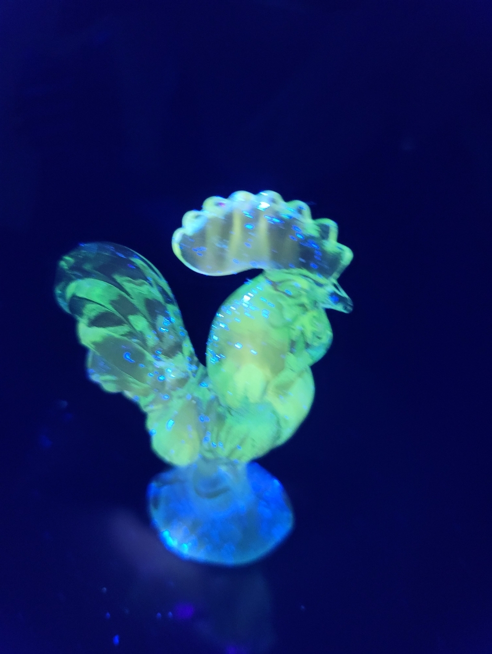 Vintage Retro 1980’s Green Glass Rooster Mini Figurine 4.5" Tall